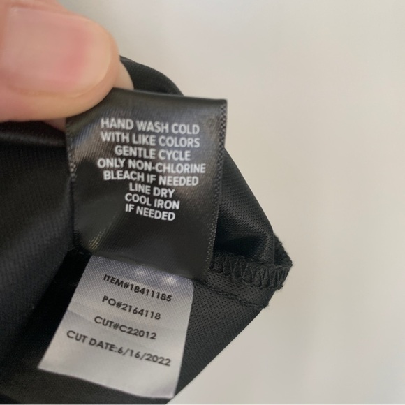 Torrid Faux Leather Block Smocking & Ruffle Cropped Tank Size 1 (14/16, 1X) - Picture 5 of 6